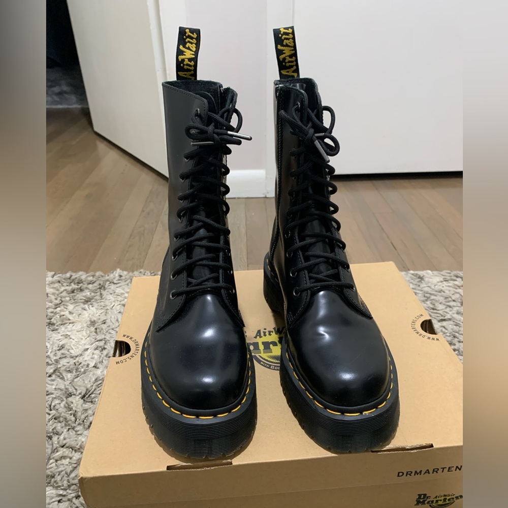 Dr. Martens Jadon Hi smooth black size 10